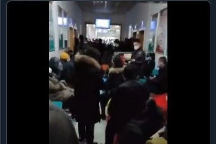 pasien diduga terjangkit coronavirus di RS Wuhan (Twitter)