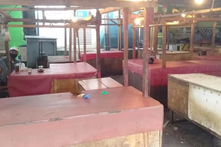 Los pedagang daging sapi di Pasar Enjo, Pisangan Lama, Jakarta Timur, kosong melompong karena pada pedagang melakukan mogok, Kamis 21 Januari 2021 /ayojakarta/istimewa