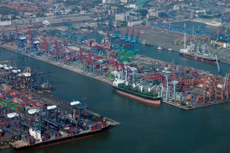 Pelabuhan Tanjung Priok (Okezone.com)