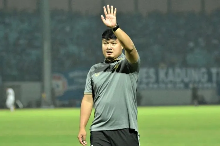 Pelatih fisik Persis Solo, Budi Kurnia saat masih melatih PSIS Semarang. (Ayojakarta/Budi Cahyono)