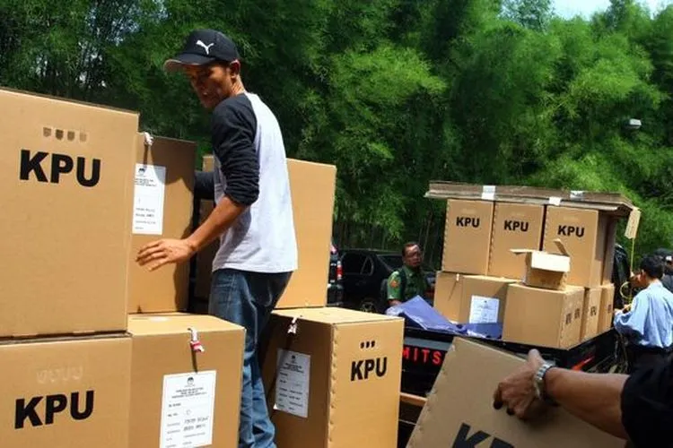 Ilustrasi logistik pemilihan umum di Kepulauan Seribu (Antara/Muhammad Iqbal)