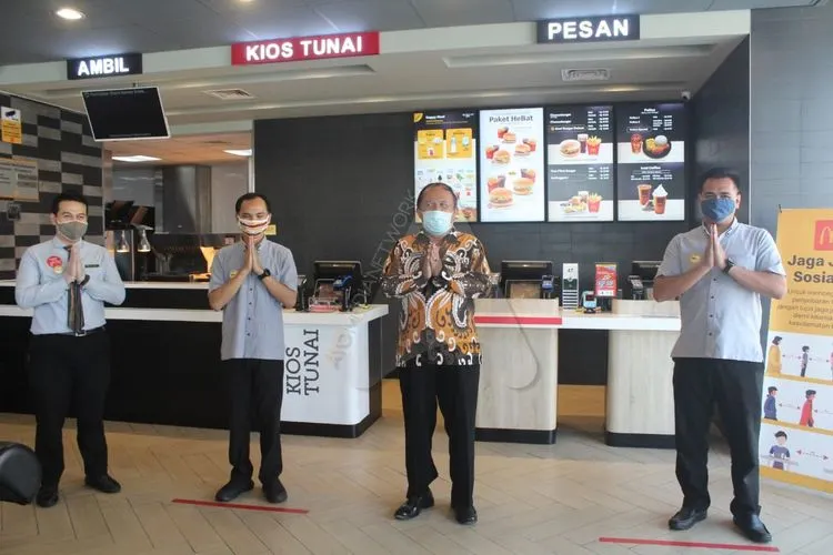 Forkopimda Purwakarta saat melakukan pemeriksaan di tempat ibadah dan lainnya, Kamis (4/6/2020). (Ayopurwakarta/Dede Nurhasanudin)