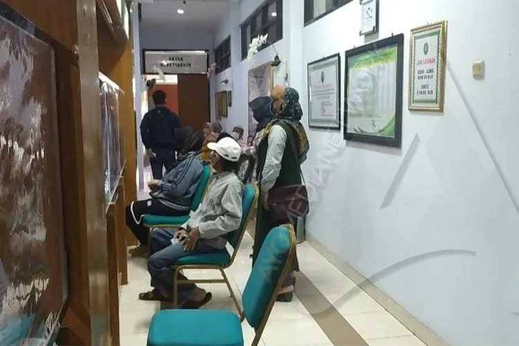 Sejumlah warga yang memasukan gugatan perceraian di Pengadilan Agama Tasikmalaya (Ayotasik.com)