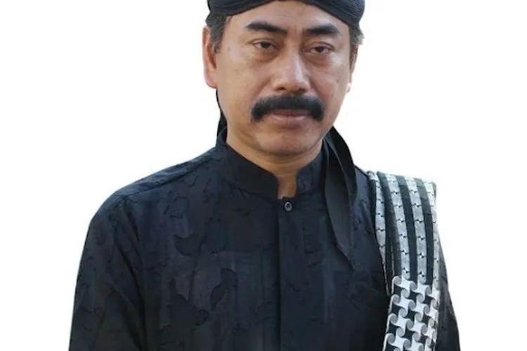 Ketua Umum Padepokan Dakwah Sunan Kalijaga (Padasuka), KH. Syarif Rahmat RA