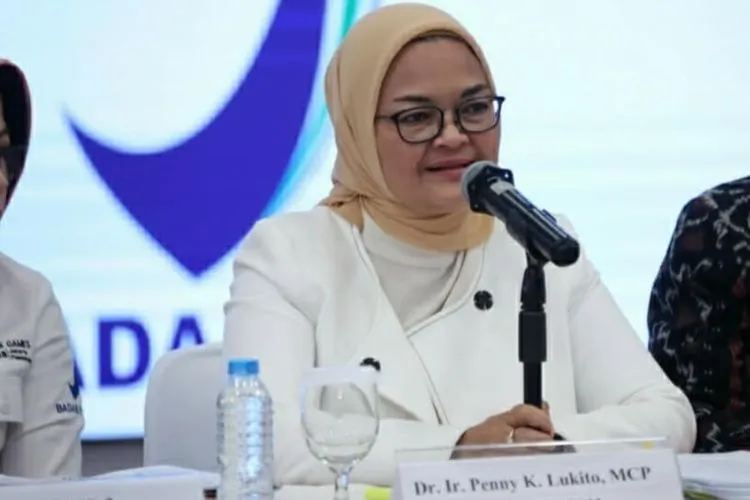Kepala Badan Pengawas Obat dan Makanan (BPOM), Penny Lukito / instagram