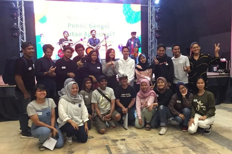 Glenn Fredly, Chalil, Monita Tahalea bersama perwakilan SMA di Jakarta saat acara Skultur, Pensi: Gengsi atau Apresiasi/Ayojakarta.com