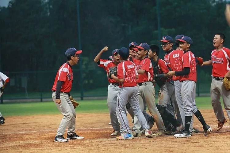 (Komunikasi  Garuda Baseball-Softball Club)