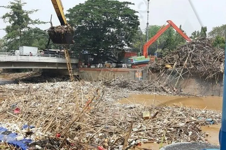 Kondisi Pintu Air Manggarai Usai Hujan Selasa malam (8/10/2019)/Ayojakarta.com