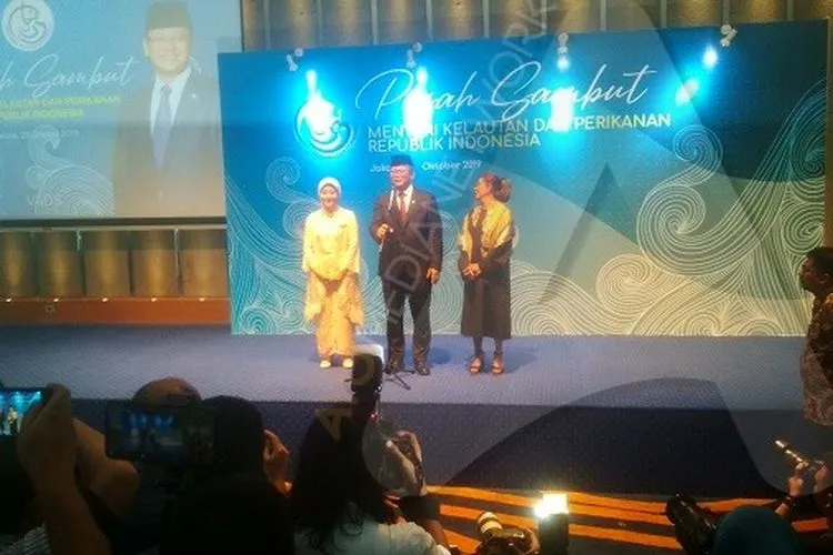 Pisah sambut menteri KKP dari Susi Pudjiastuti kepada Edhy Prabowo/Ayojakarta.com