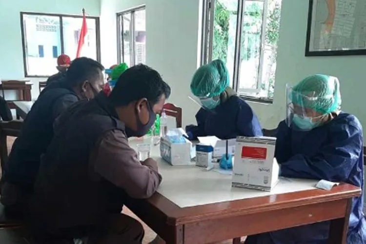 Rapid test massal diikuti warga Pluit, Jakarta Utara/dok: utara.jakarta.go.id