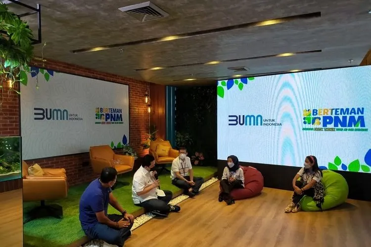 Menteri BUMN Erick Thohir bertemu secara virtual dengan 20 ribu account officer PT Permodalan Nasional Madani (PMN), Sabtu 16 Januari 2021/ayojakarta/istimewa