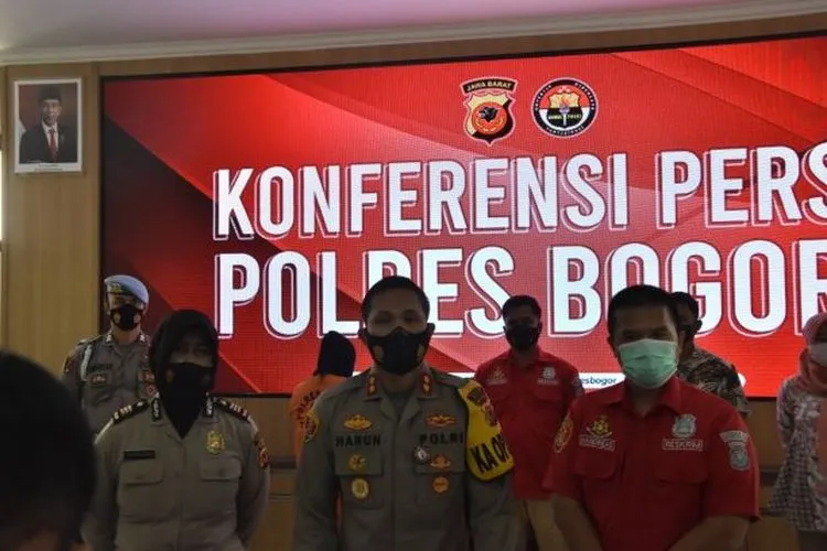 Polisi Gerebek Prostitusi di Puncak, Modus Mucikari Tawarkan ke Pengguna Aplikasi Penginapan (Polres Bogor)