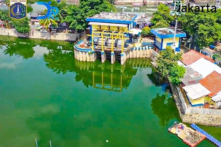 Dinas Sumber Daya Air Provinsi DKI Jakarta telah menyiapkan tiga unit pompa air stasioner di Waduk Teluk Gong, Kelurahan Pejagalan, Penjaringan, Jakarta Utara/dok Instagram @dinas_sda