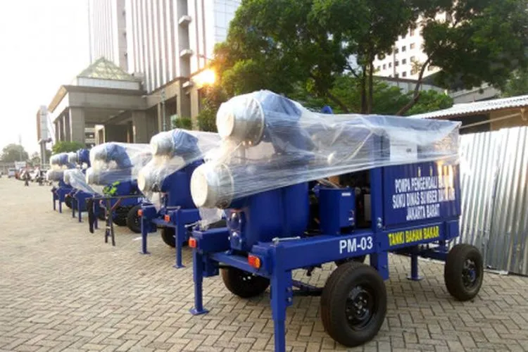 Pompa mobile berkapasitas 250 liter per detik (Beritajakarta.id)