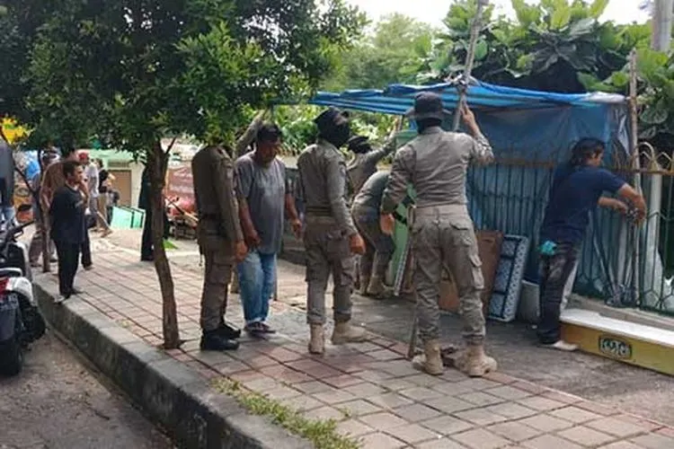 Penertiban pedagang tajil Bogor Utara (Dok. Istimewa)