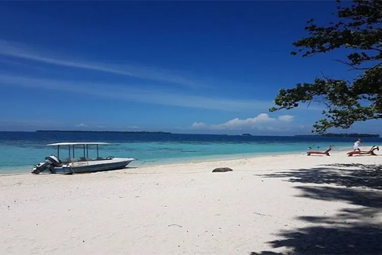 Pulau Sepa, Kabupaten Kepulauan Seribu, DKI Jakarta. (pulauseributraveling.id)