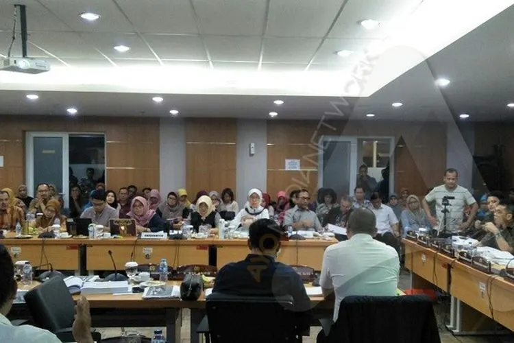 Rapat Komisi E DPRD dengan Dinas Kesehatan DKI Jakarta (Ayojakarta.com/Aprilia Rahapit)
