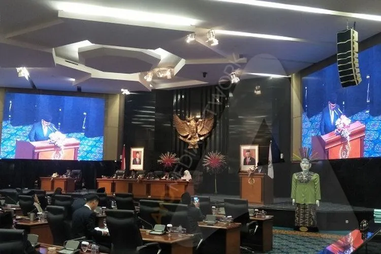 Rapat paripurna DPRD DKI Jakarta (Ayojakarta.com/Aprilia Rahapit)