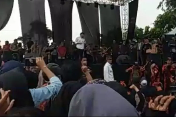 tangkap layar acara hajatan yang mengundang Raja Dangdut Rhoma Irama di Kabupaten Bogor sata pandemi/ instagram