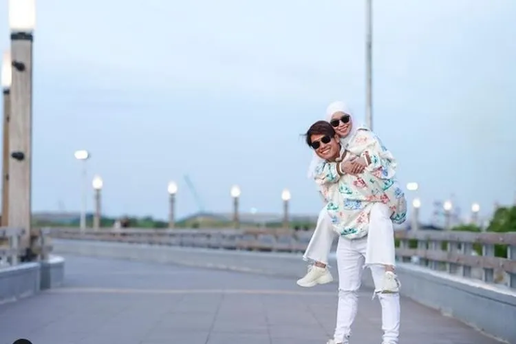 Rizky Billar & Lesti Kejora Setingan? Perasaan Gak Bisa Di-setting, Katanya!/instagram Rizkybillar