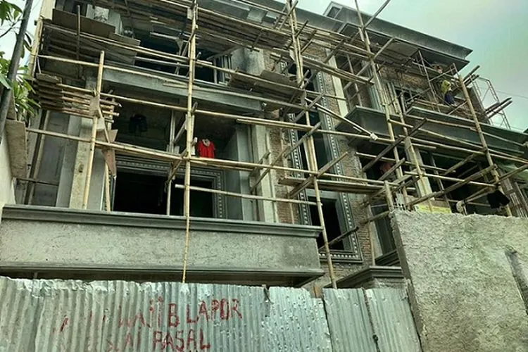 Proyek rumah mewah langgar IMB di Pondok Indah, Jakarta Selatan