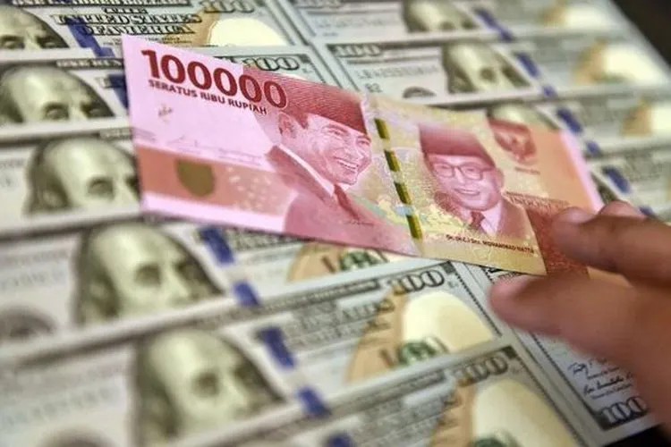Ilustrasi penguatan rupiah (CNN/Antara Foto/Puspa Perwitasari)
