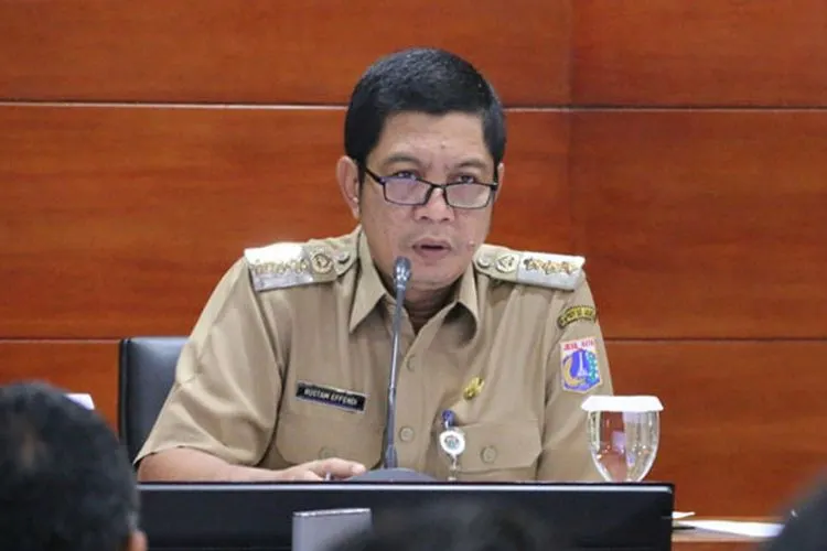 Wali Kota Jakarta Barat, Rustam Effendi. (Poskotanews.com)
