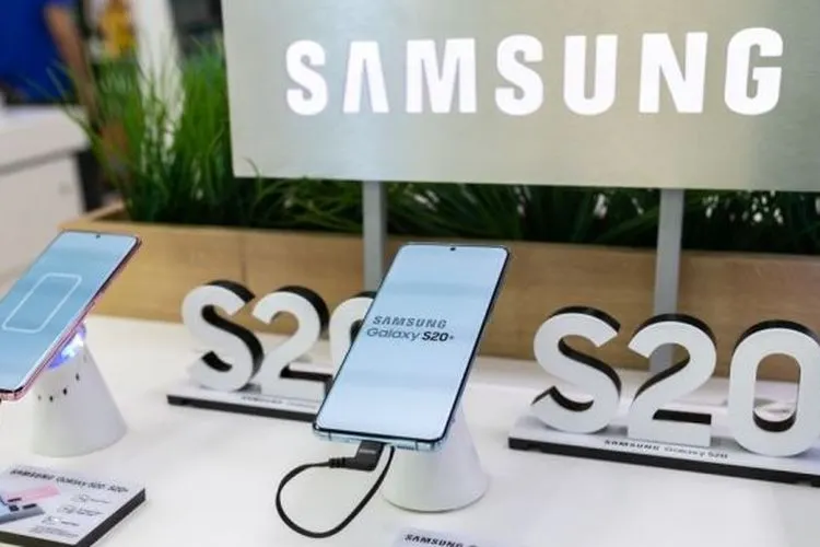 Samsung Galaxy S20. [Shutterstock]