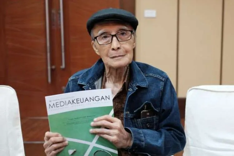 Sapardi Djoko Damono (wikipedia)