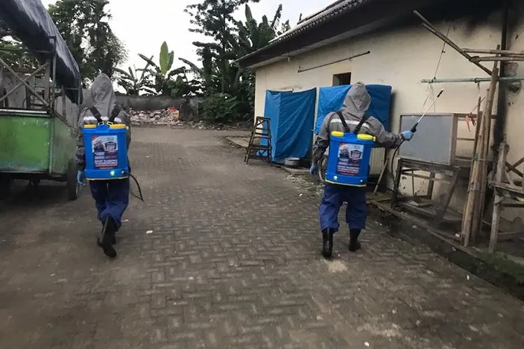 Ibas menerjunkan Satgas anti-COVID-19 dan DBD di Dapilnya, Jawa Timur (Tim EBY)