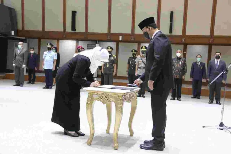 Anies Minta Pejabat Sekda DKI Jakarta Kerja All Out. (Sumber foto: Humas Pemprov DKI Jakarta)