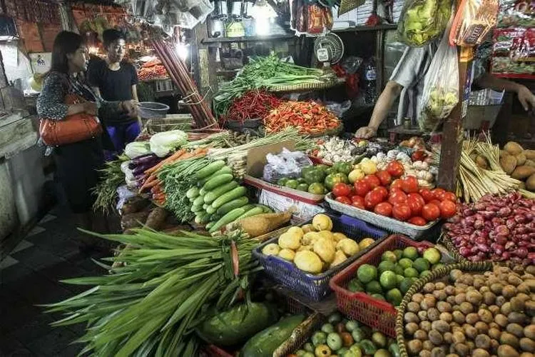 ilustrasi, pasar penyedia bahan makanan pokok di Tebet Jakarta. (Suara.com)