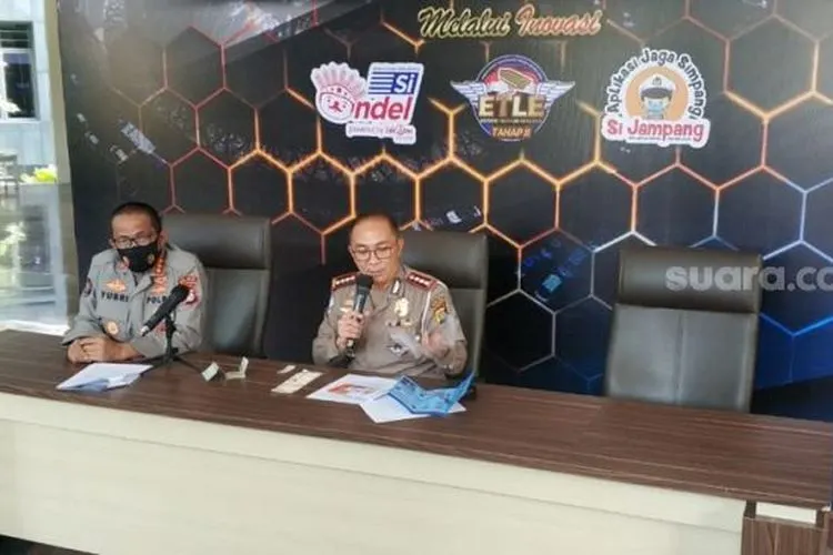Polda Metro Jaya meluncurkan dua aplikasi pelayanan masyarakat bernama Si Ondel alias Online Delivery dan Si Jampang alias Jaga Simpang. (Suara.com/Fakhri Fuadi
