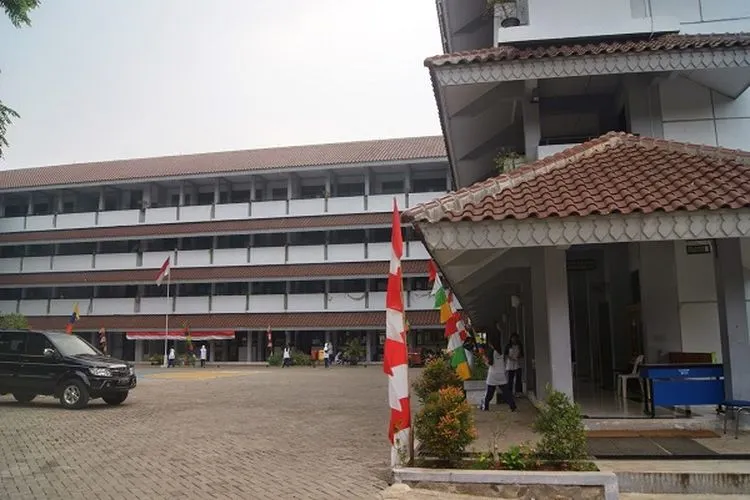 Kompleks SMPN 147 Ciracas Jakarta Timur. (147jakarta.blogspot.com)