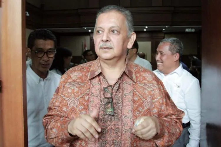 Terdakwa kasus dugaan suap proyek PLTU Riau-1, Sofyan Basir, saat menjalani sidang dengan agenda pembacaan tuntutan di Pengadilan Tipikor, Jakarta, Senin (7/10/2019)/JawaPos.com-Dery Ridwansah