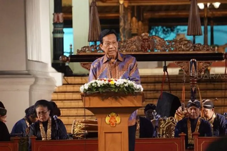 Sri Sultan HB X saat berpidato dalam acara 32 tahun jumenengan, Sabtu (7/3/2020). (Suarajogja.id / Putu Ayu Palupi)