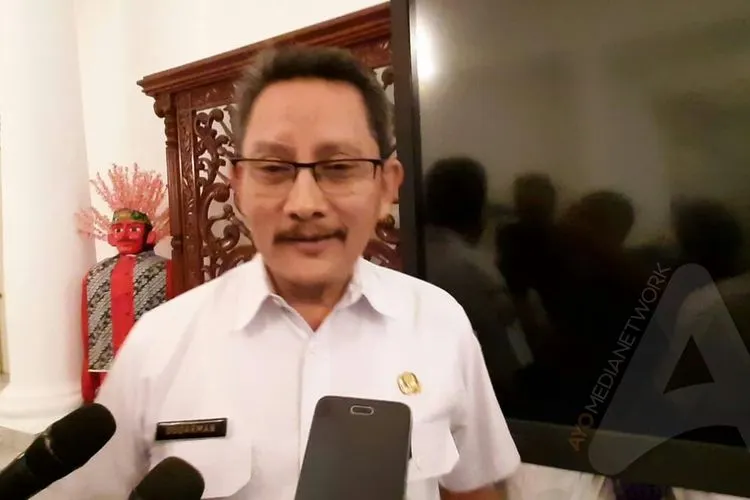 Kepala Subbagian Tata Usaha Suku Dinas Pendidikan Wilayah I Jakarta Barat, Sudarman/Ayojakarta.com