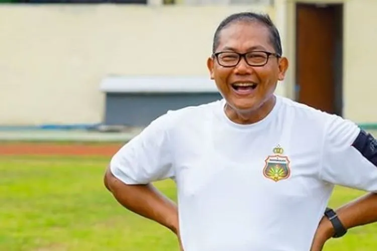 Chief Operating Officer (COO) Bhayangkara FC, Sumardji.  instagram: @bhayangkarafc