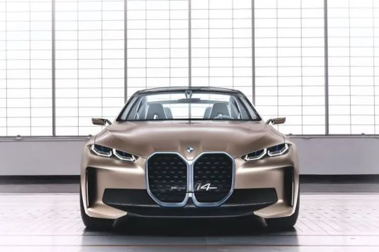 Tampilan BMW i4 Concept.[autoblog.com]