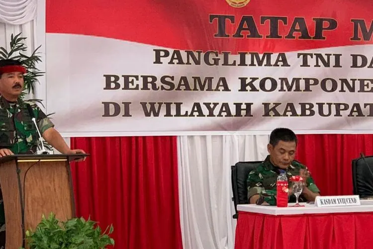 Tatap muka Panglima TNI dengan warga Papua/Puspen TNI
