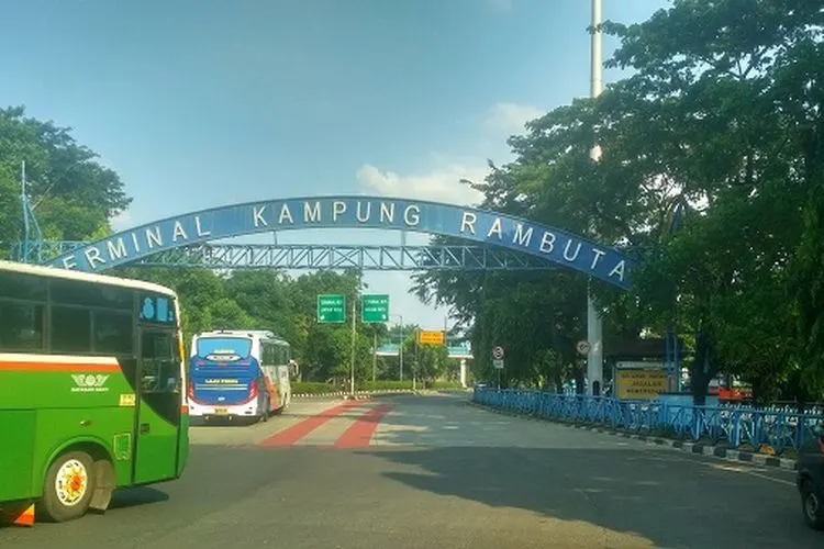 Suasana Terminal Kampung Rambutan pada Rabu (22/4/2020). (Ayojakarta.com/Hendy Dinata)