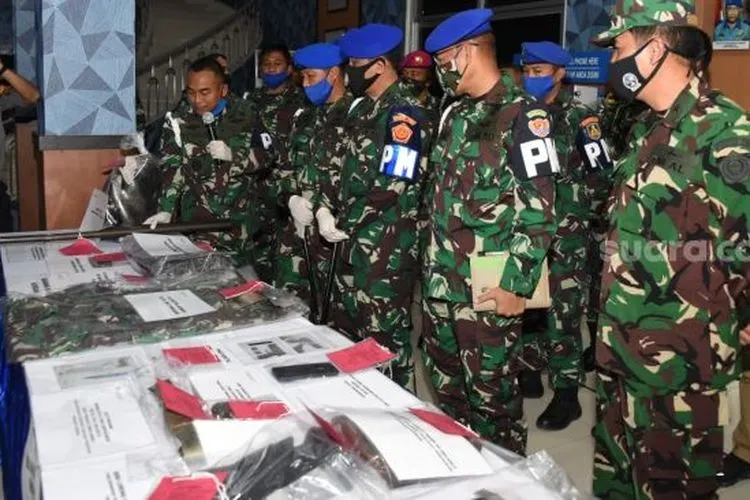 Terungkap fakta baru dalam kasus penusukan Babinsa Pekojan Serda Saputra di Hotel Mercure Batavia, Tambora, Jakarta Barat. Ternyata pelaku utama yakni Oknum TNI AL Letda RW. (Ist)