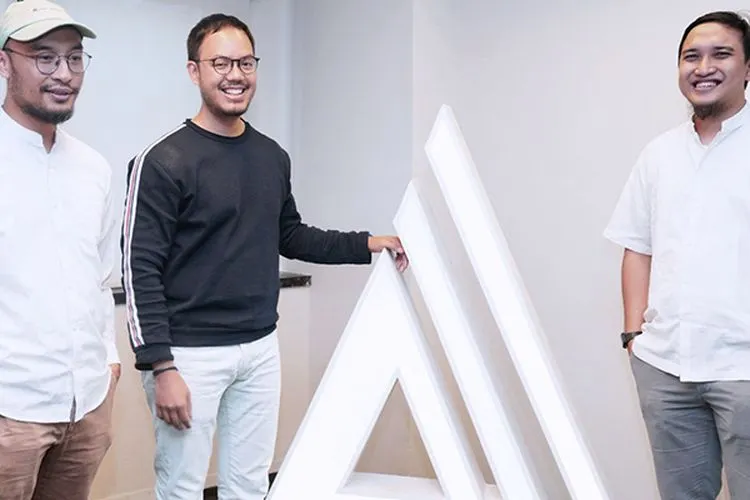 Dari kiri ke kanan: Harza (Co-Founder dan COO), Dima (Founder dan CEO), Bembi (Co-Founder dan CBO)/Mulia Comm