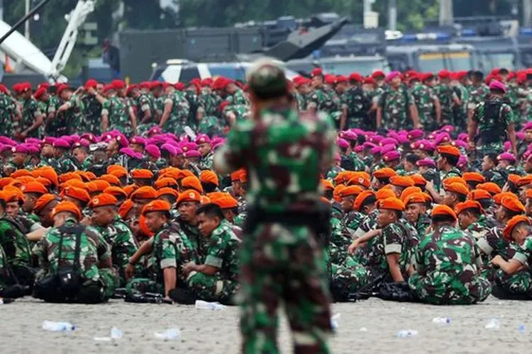 TNI-Polri . ©2018 Liputan6.com/Johan Tallo