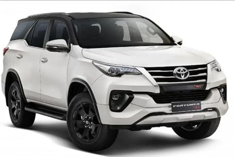 Toyota Fortuner limited edition (Indianautoablog)
