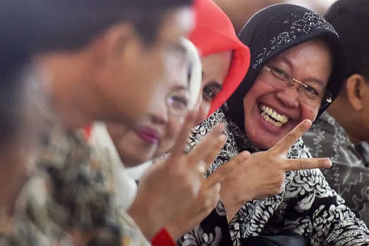 Walikota Surabaya Tri Rismaharini (@dok 2015, Antara/Zabur Karuru )