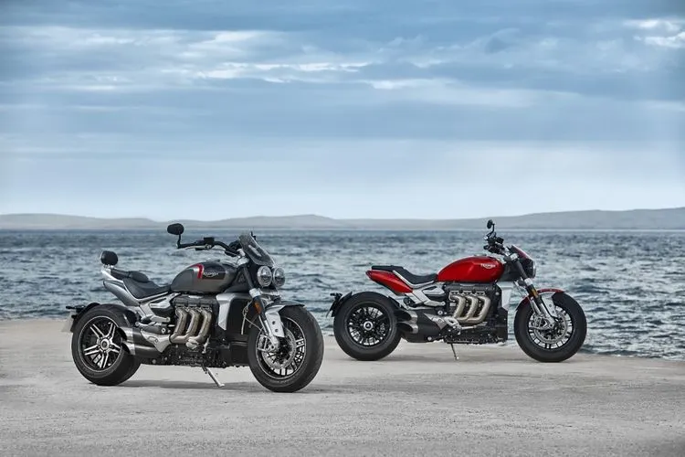 Triumph Rocket 3 (newatlas.com/triumph)