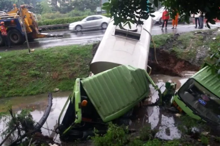 (Twitter TMC Polda Metro Jaya)