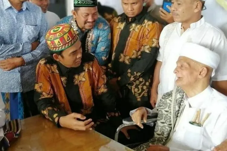 UAS Cerita Kenangan Bersama Habib Muhammad bin Ahmad al-Attas yang Meninggal Dunia (Instagram UAS)