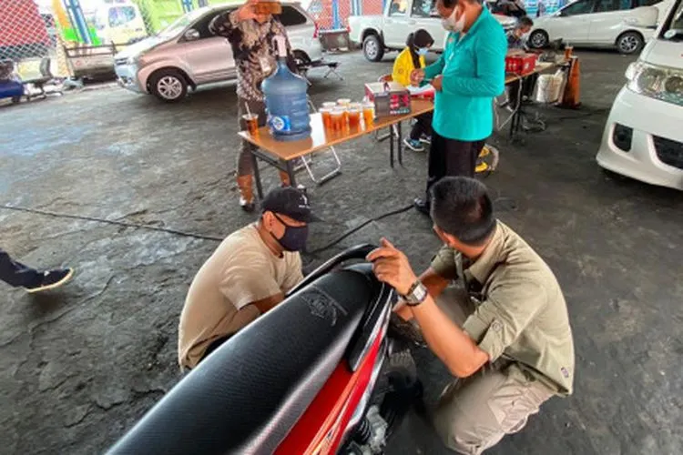 sebagai ilustrasi uji emisi gas pada kendaraan bermotor / beritajakarta.id